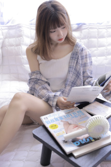 老女人大荫蒂毛茸观看方法